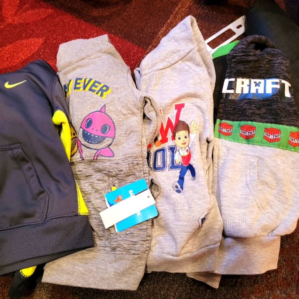 Toddler Boys 4 Hoddies bundle Size 4
